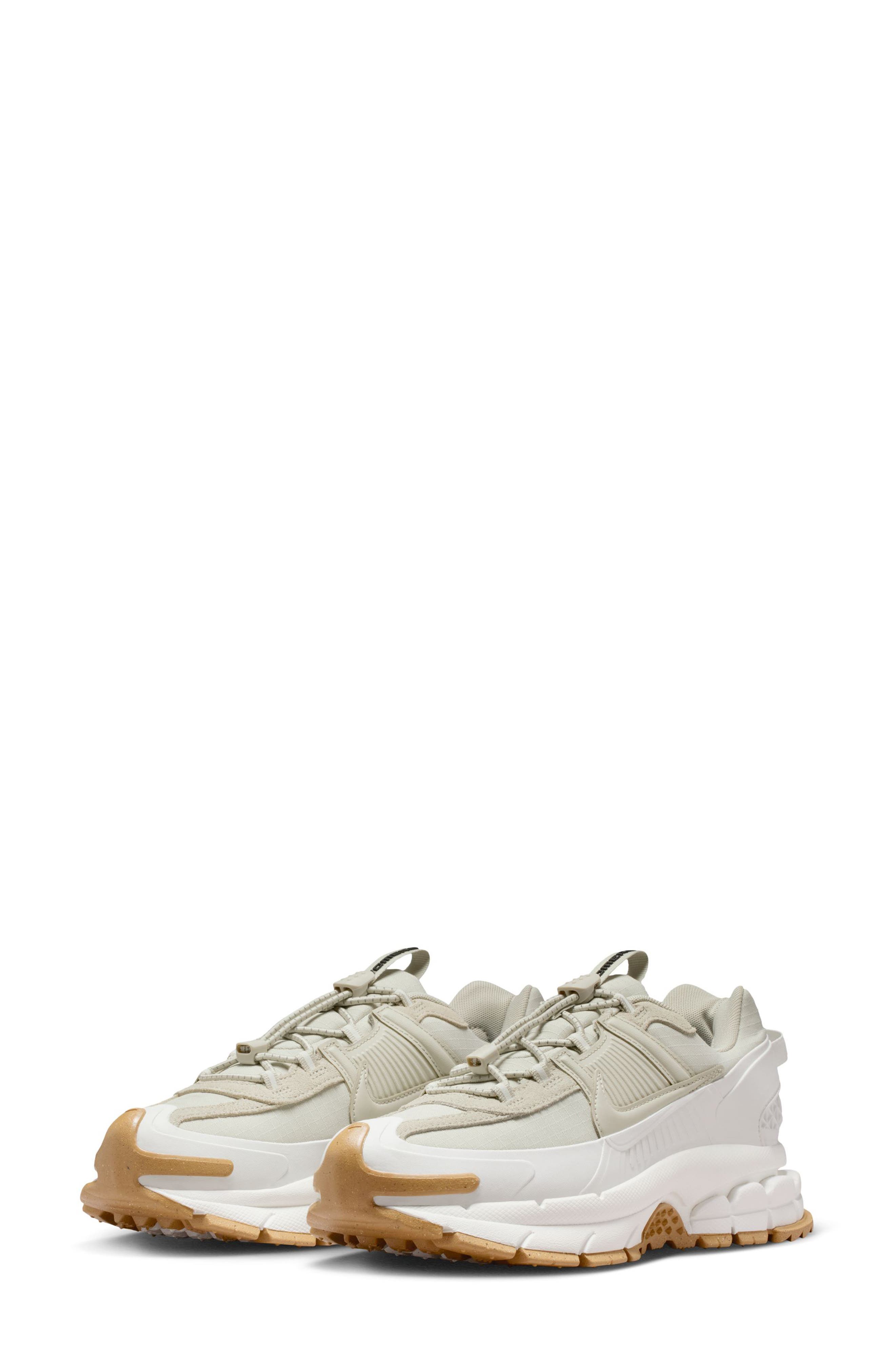 Zoom Vomero Roam Winterized Sneaker (Women) | Nordstrom