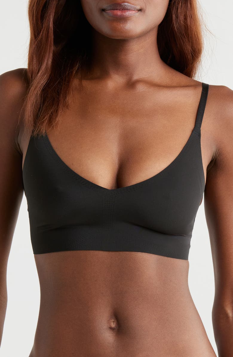 The True Body Triangle Convertible Strap Bralette True & Co