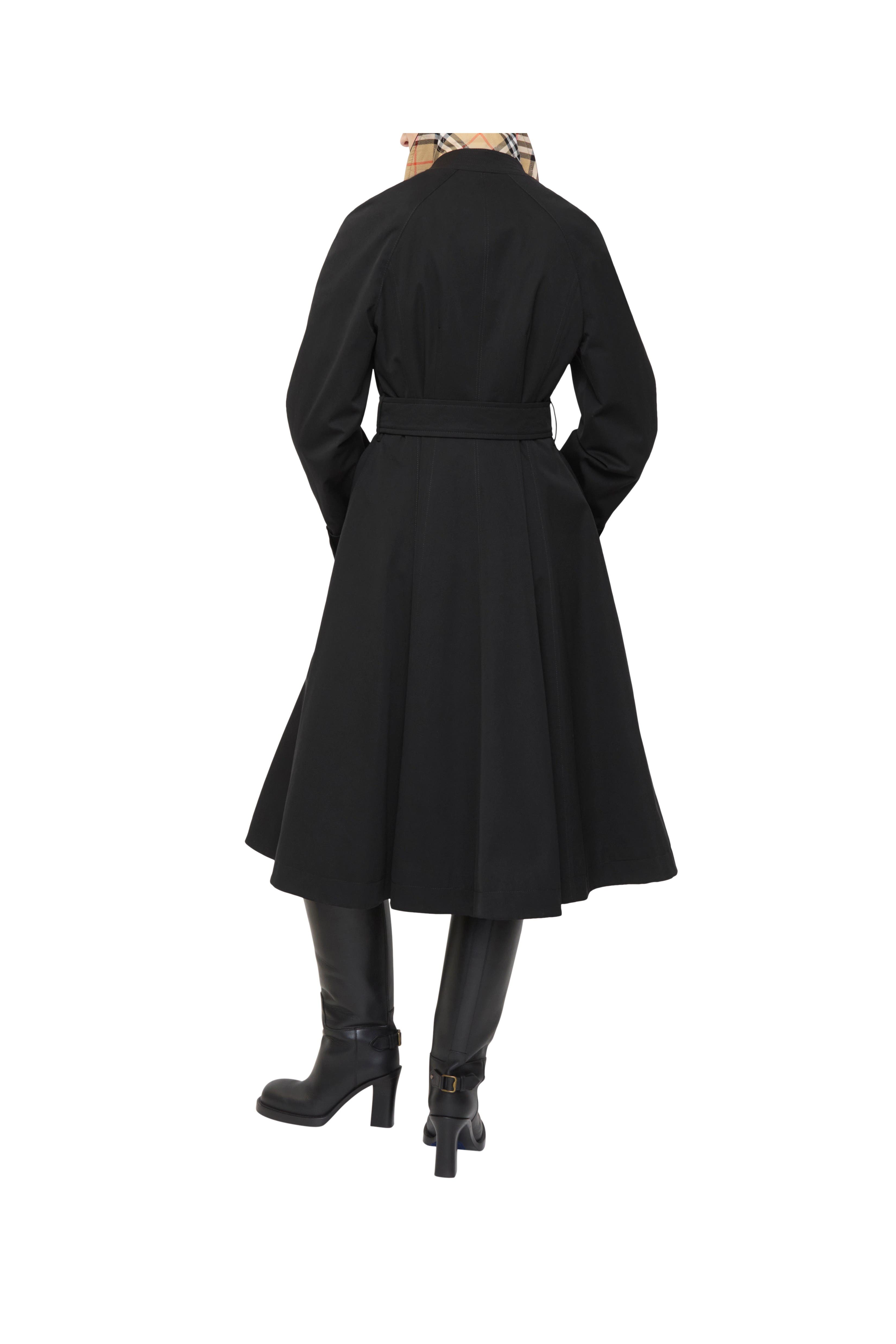 Burberry Long Gabardine Ellingham Fit-and-flare Car Coat (Women