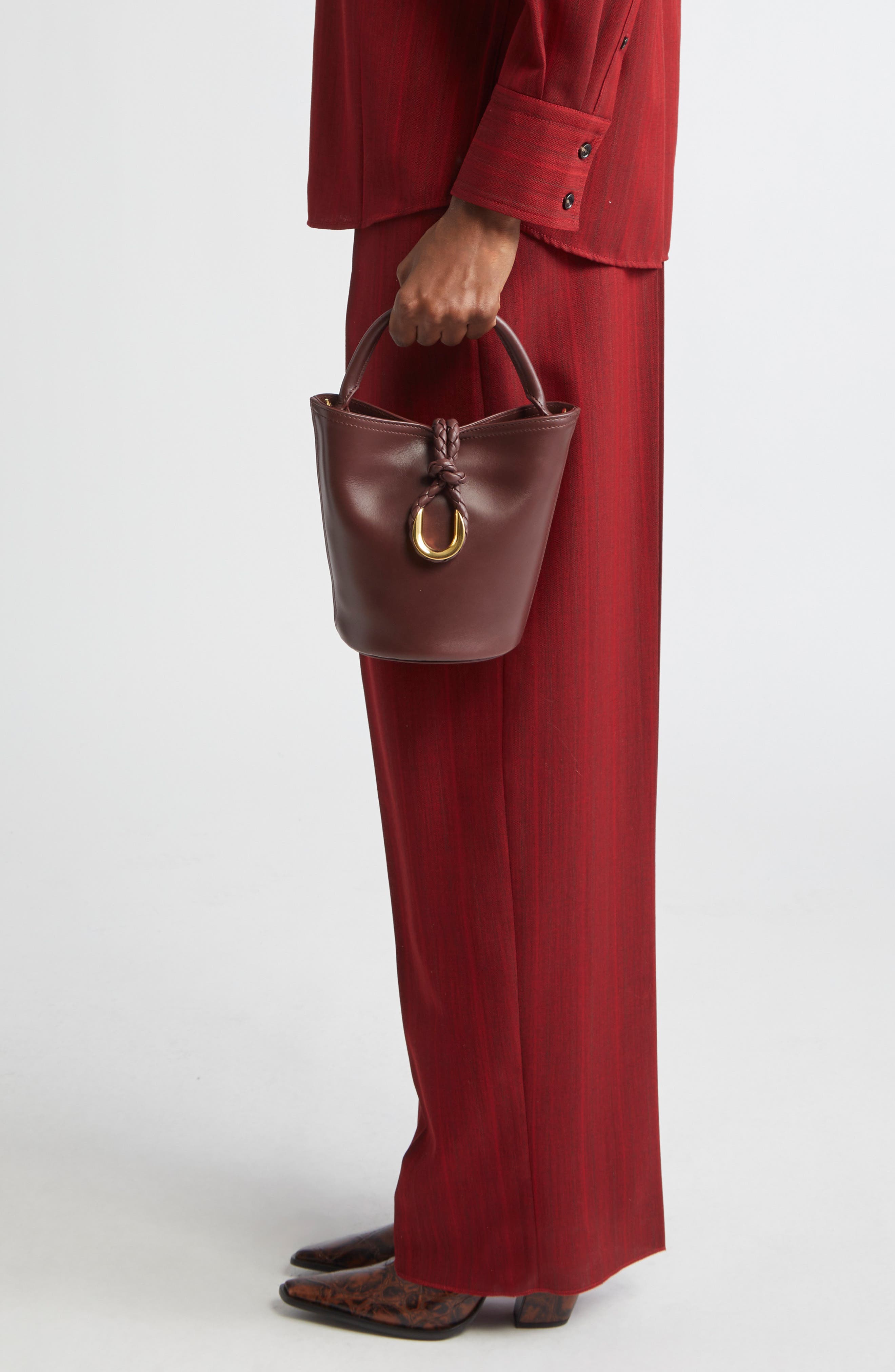 Bottega Veneta Mini Liberta Leather Bucket Bag, Alternate, color, 2129 Madder Brown-M B