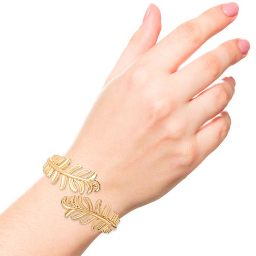 Jessica Simpson Leaf Shaped Bracelet In Gold
