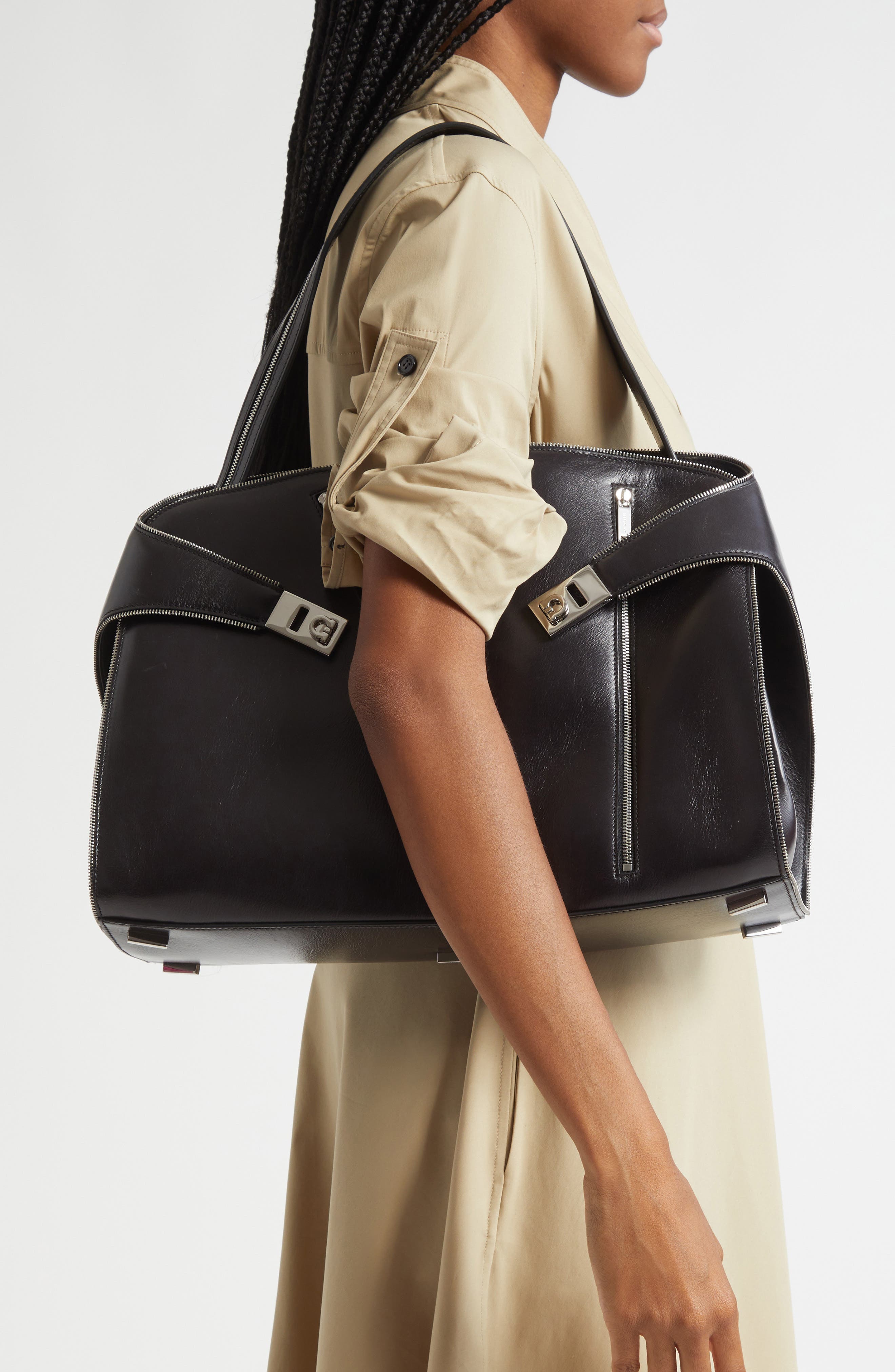 FERRAGAMO Medium Hug Multizip Shoulder Bag, Alternate, color, Nero