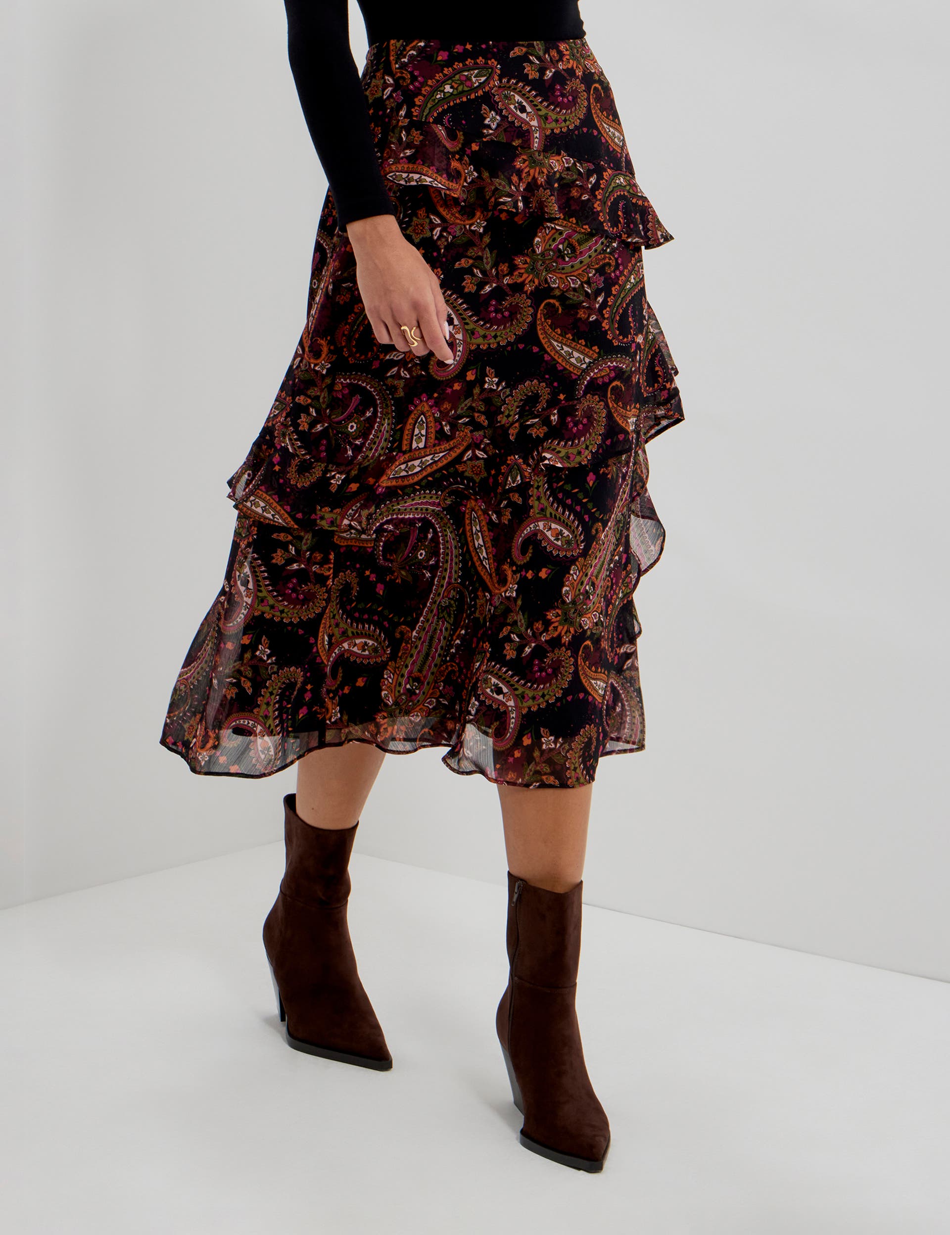 selected Black Paisley