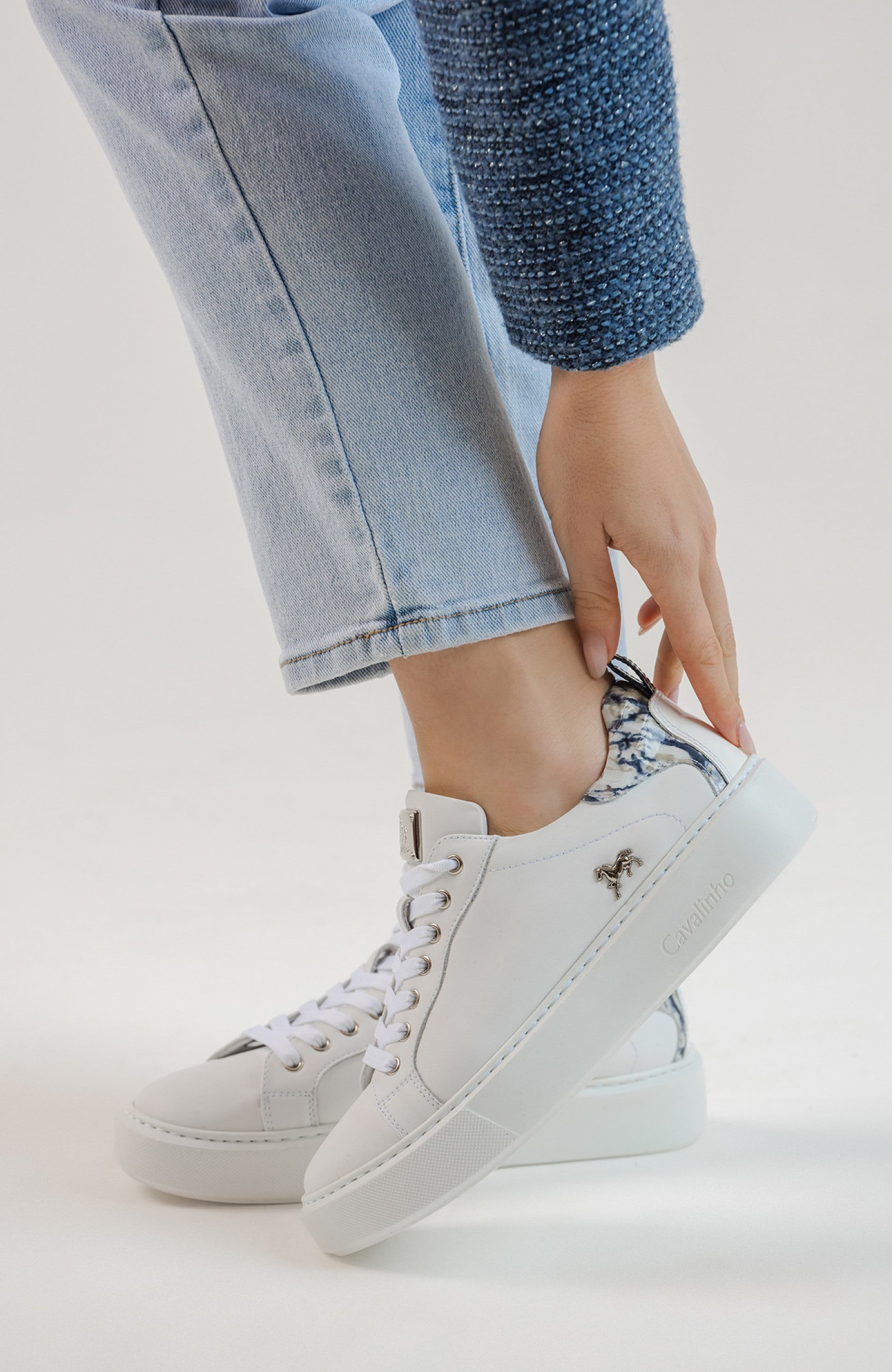 Acqua Marine Leather Sneakers, Alternate, color, Navy / White