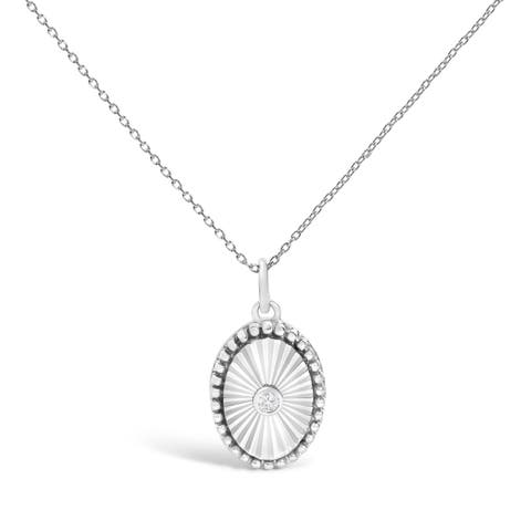 10k Gold Diamond Accent Oval Fluted Medallion Pendant Necklace