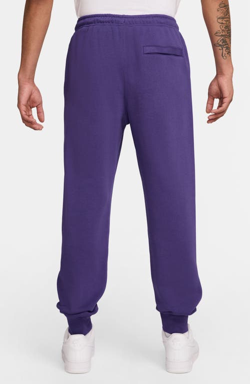 Nike Club Fleece Joggers In Purple