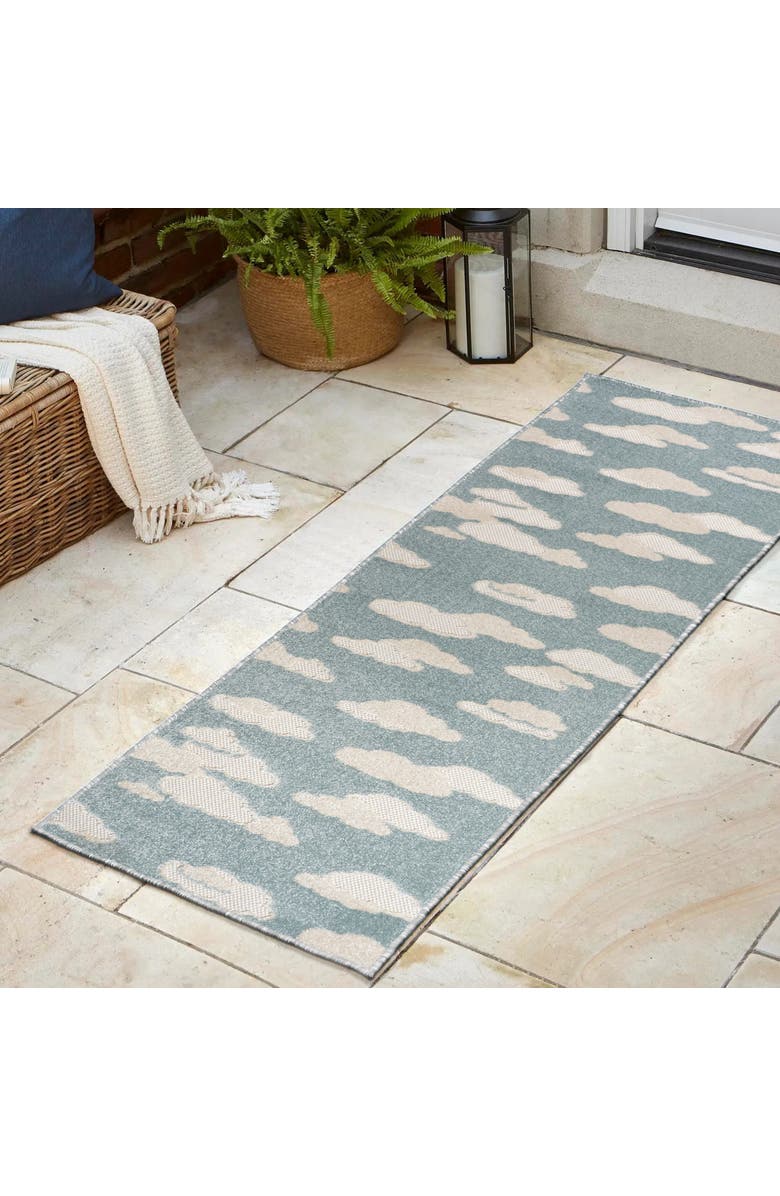 JONATHAN Y Hedwig High-Low Youth Cloud Scandi Indoor/Outdoor Rug, Main, color, Blue/Ivory