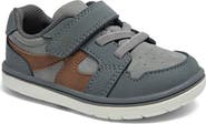 Stride Rite London Sneaker