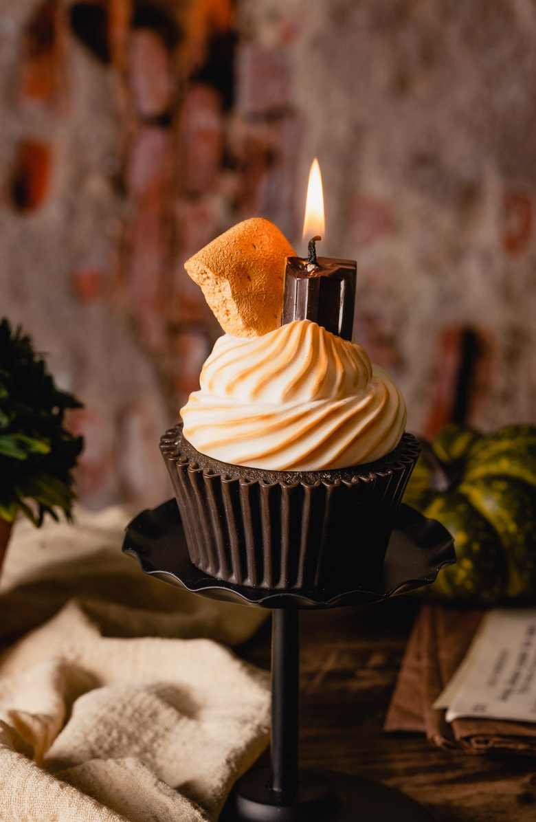 Southlake gifts S'more Cupcake Candle, Alternate, color, Dark Brown / Tan