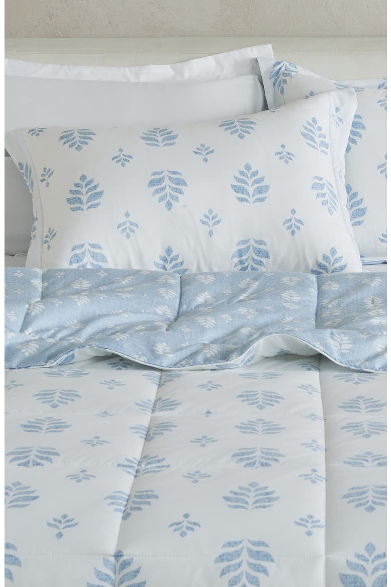 Reversible Print Comforter Set, Alternate, color, WHITE BLUE FLORAL PRINT
