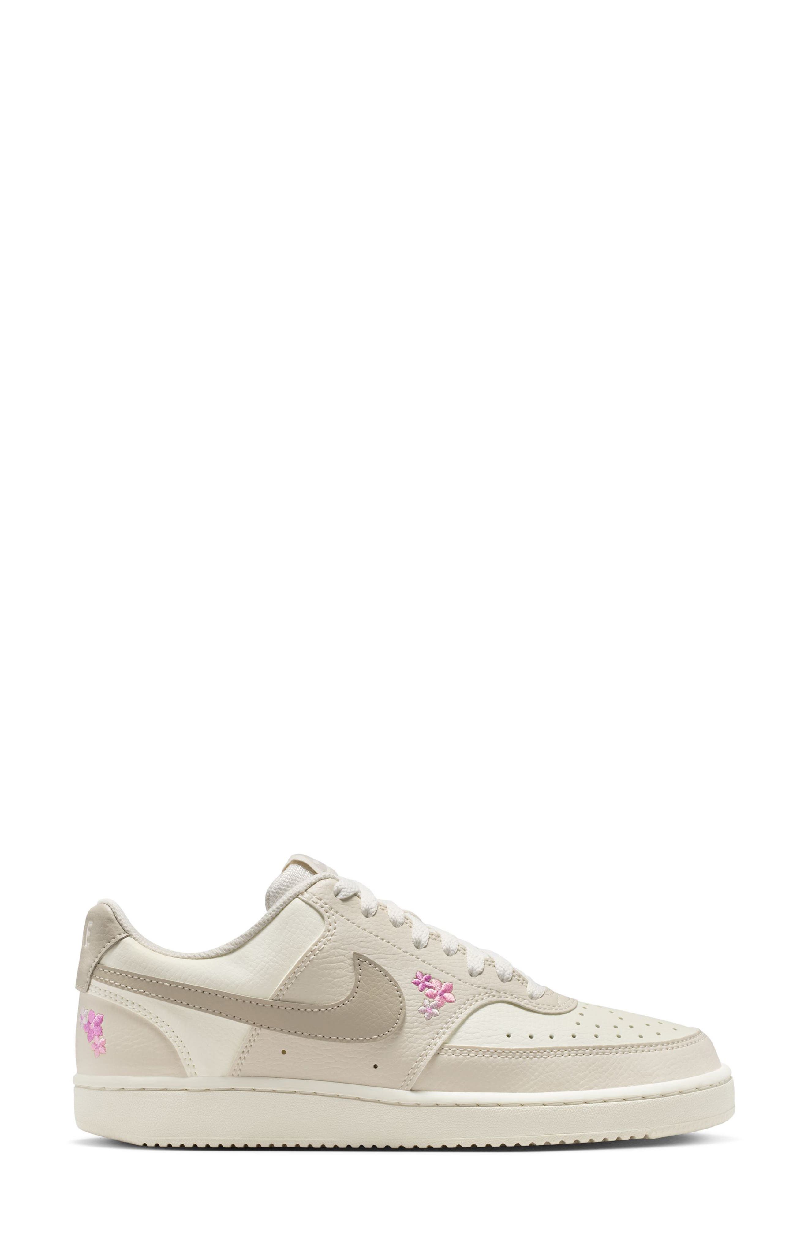 Court Vision Low Sneaker, Alternate, color, SAIL/ CREAM/ LIGHT BROWN