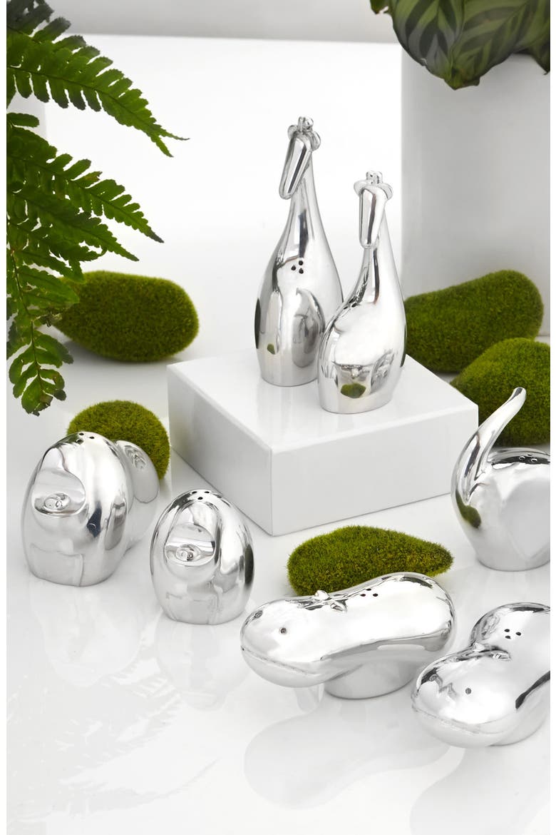 Savanna Salt & Pepper Shakers, Alternate, color, GIRAFFE