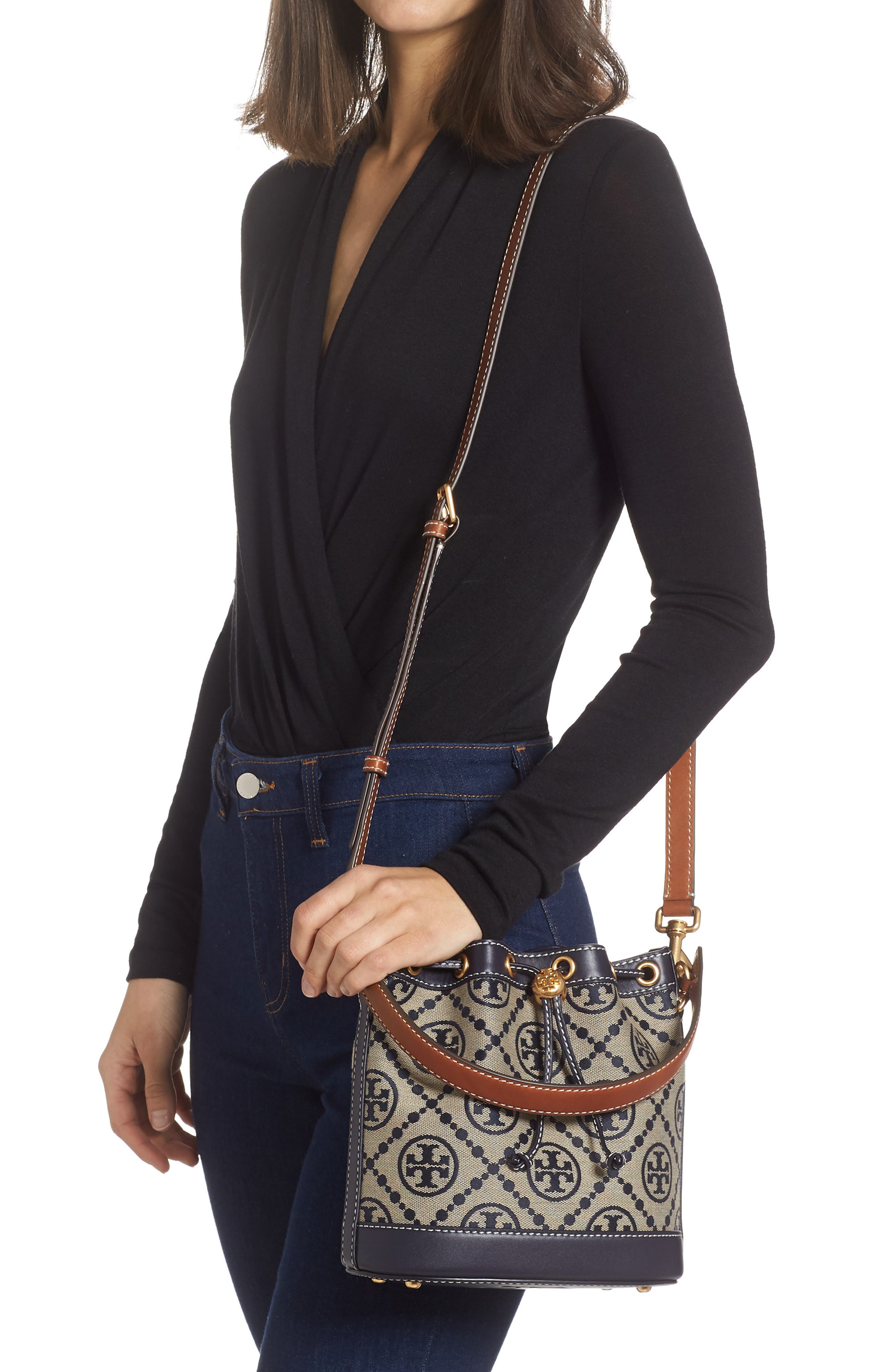 Tory Burch T Monogram Jacquard Bucket Bag, Alternate, color, Tory Navy