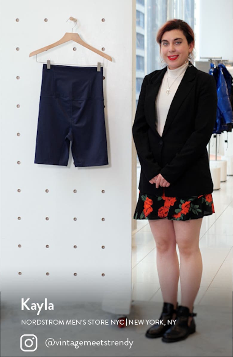 Seamless Maternity Bike Shorts, sales video thumbnail