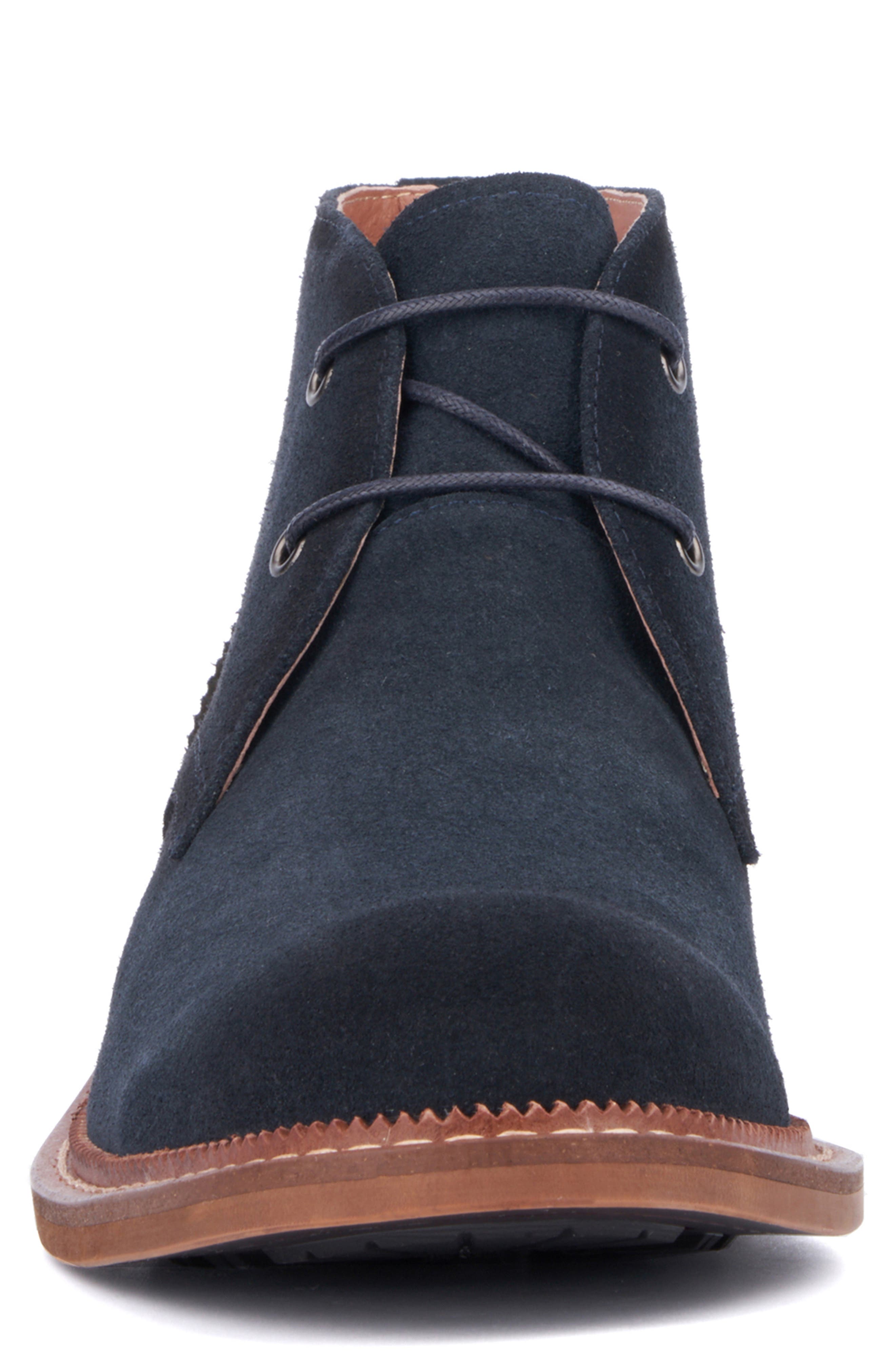 VINTAGE FOUNDRY Milton Chukka Boot, Alternate, color, Navy