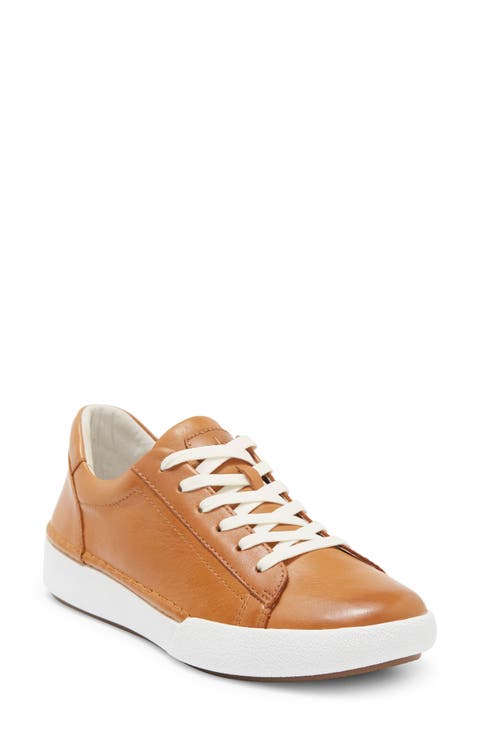 Claire Sneaker (Women)