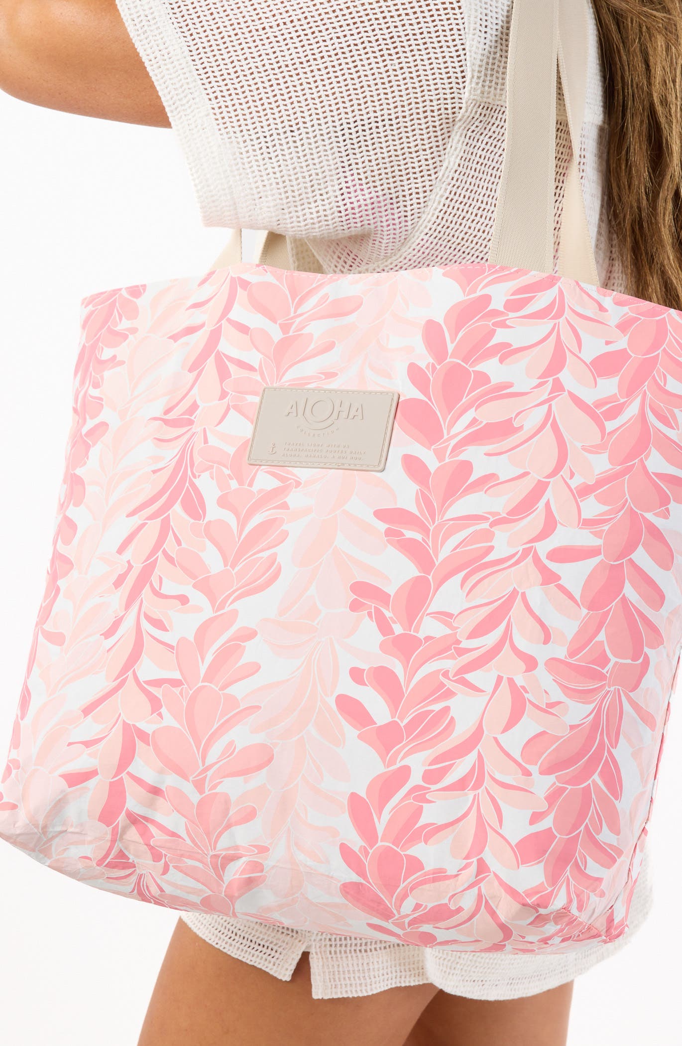 Aloha Collection Day Tripper Lei Stand Water Resistant Tyvek<sup>®</sup> Tote, Alternate, color, Pinks