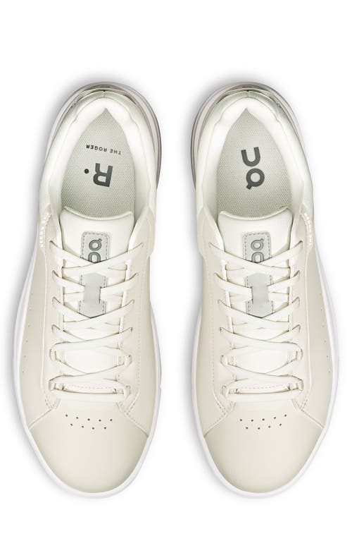 On The Roger Advantage Tennis Sneaker In White
