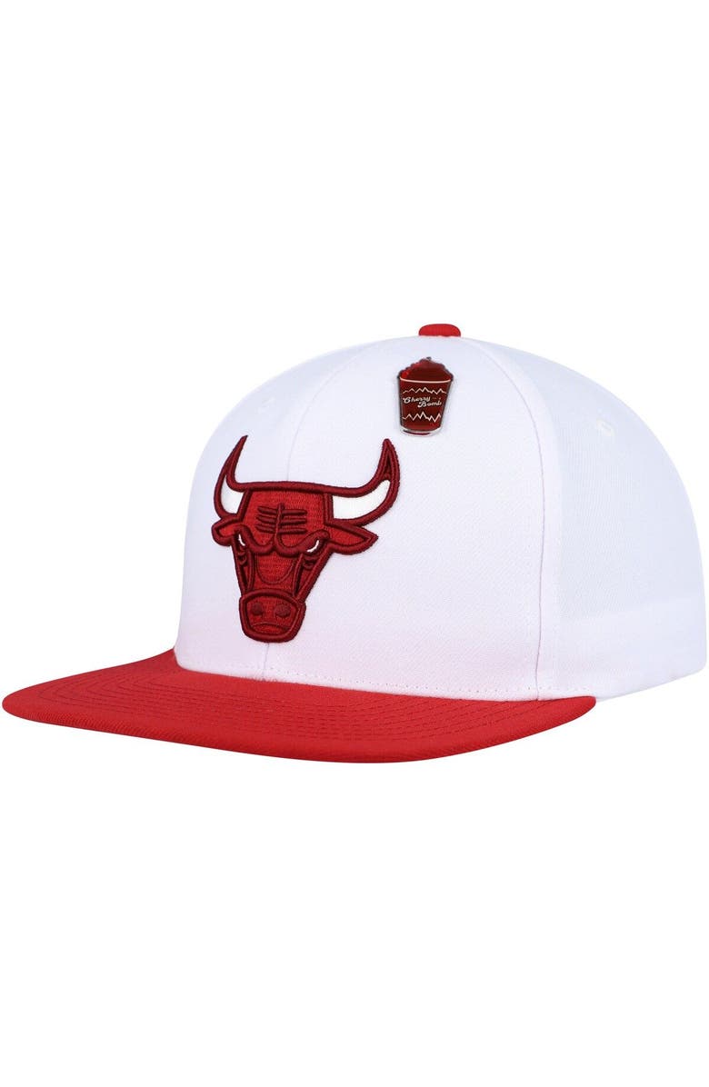 Mitchell & Ness Men's Mitchell & Ness White/Red Chicago Bulls Two-Tone Cherry Bomb Snapback Hat, Alternate, color,