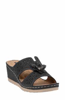 GOOD CHOICE NEW YORK Nancia Wedge Sandal