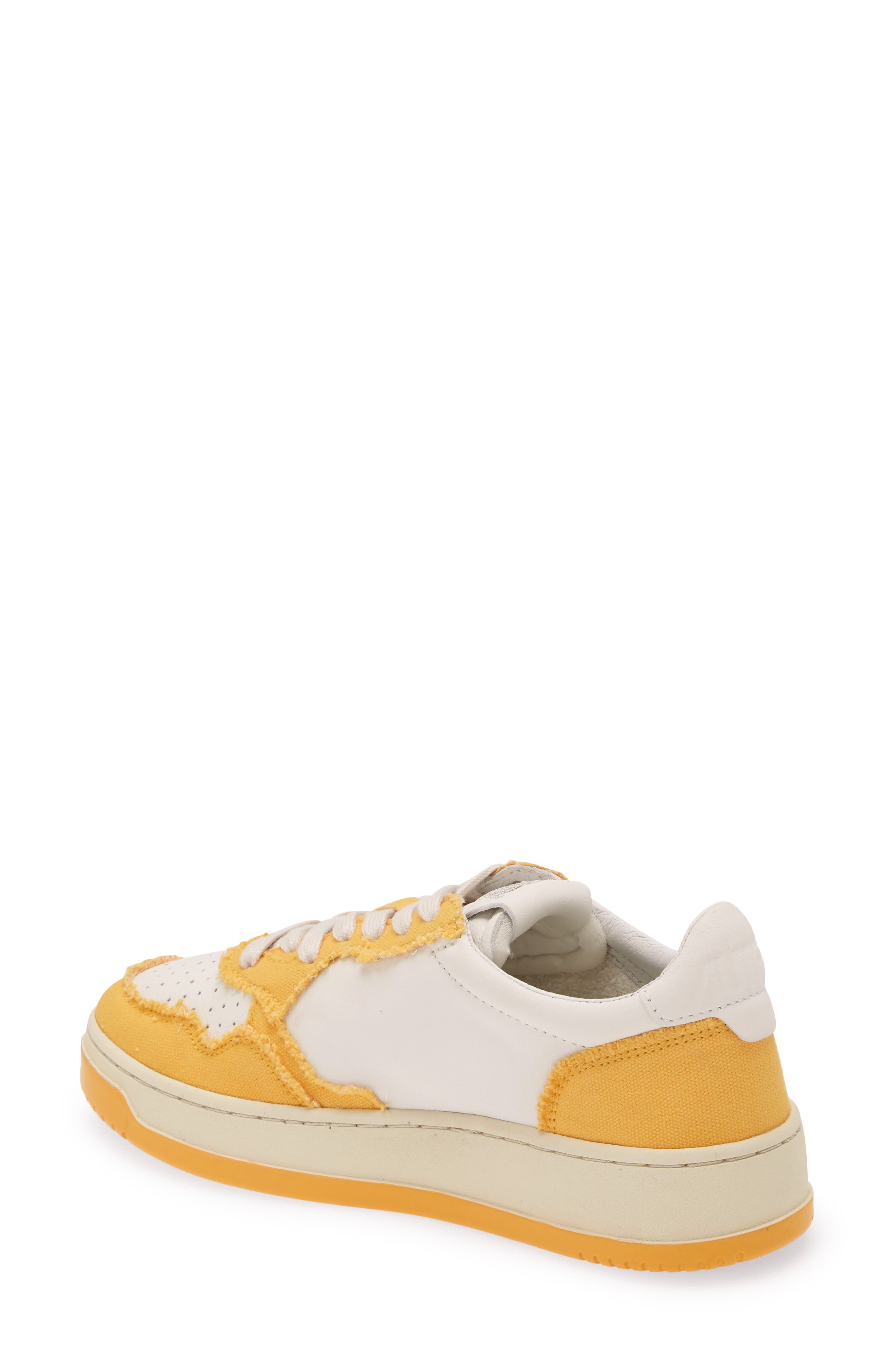 AUTRY Medalist Low Sneaker, Alternate, color, 