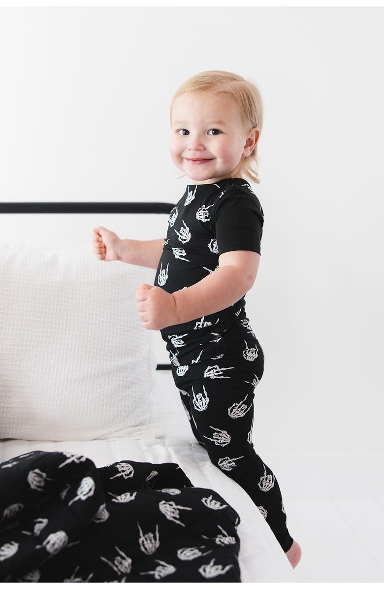 Charlie Lou Baby<sup>®</sup> Little Boy's Rock N' Skull Pajama Set, Alternate, color,