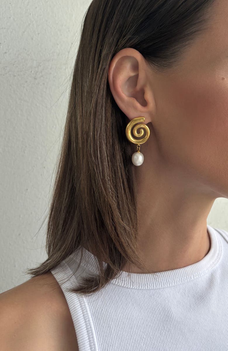 st. Moran Swirl Freshwater Pearl Drop Earrings, Alternate, color, Gold