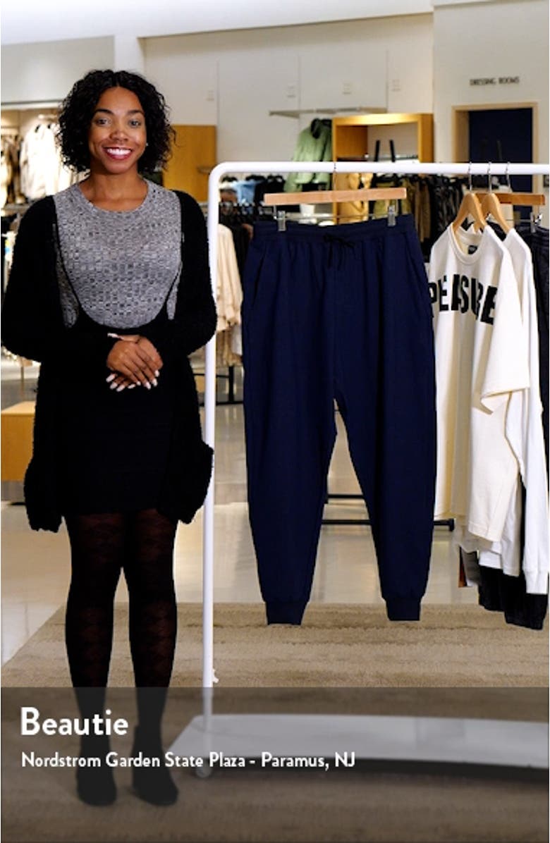 Tricot Performance Joggers, sales video thumbnail