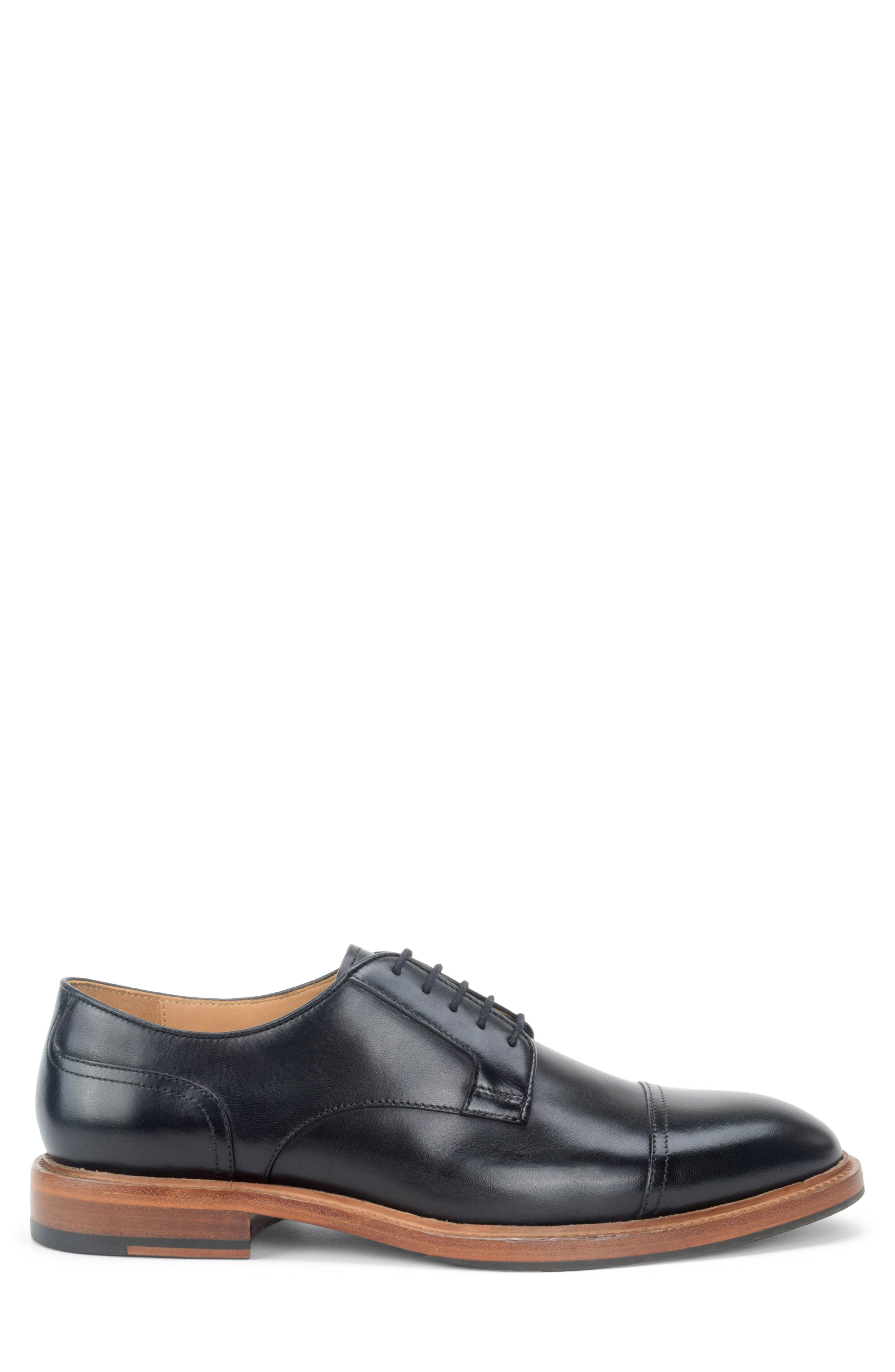 Strauss Derby, Alternate, color, BLACK