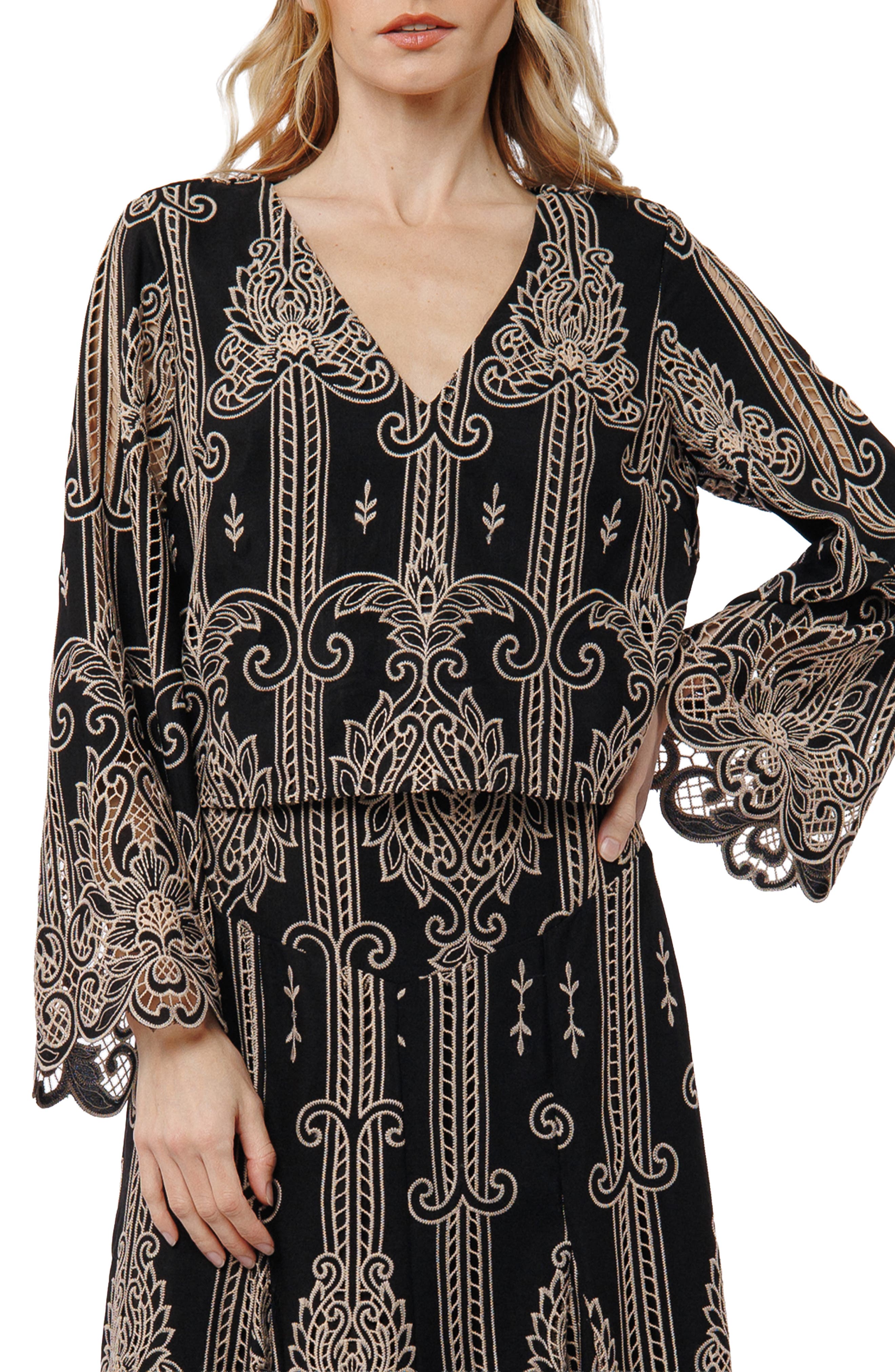 CIEBON Beck Embroidered Top