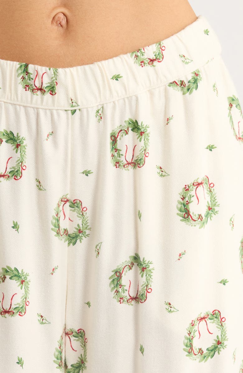 Nordstrom Cozy Cotton Blend Flannel Pajamas, Alternate, color, Ivory Winter Berry Garland