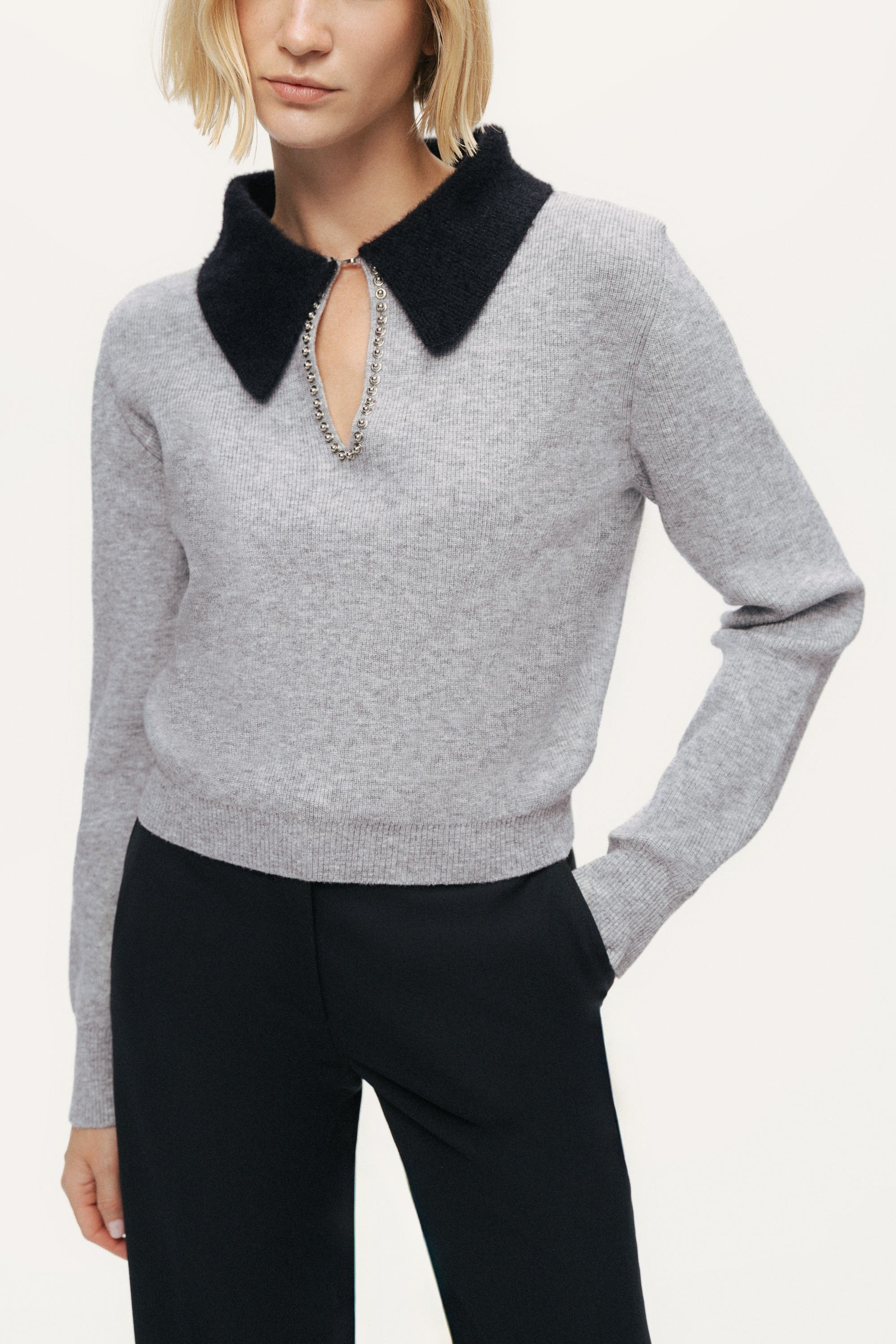 Contrast Collar Keyhole Knit Sweater - image 2
