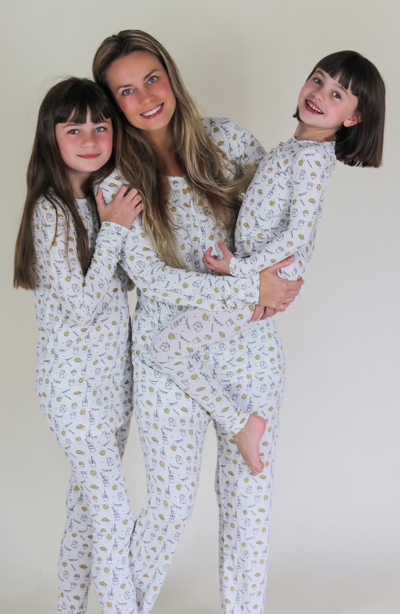 Bellabu Bear Kids' Milk & Cookies Two-Piece Fitted Pajamas, Alternate, color, 