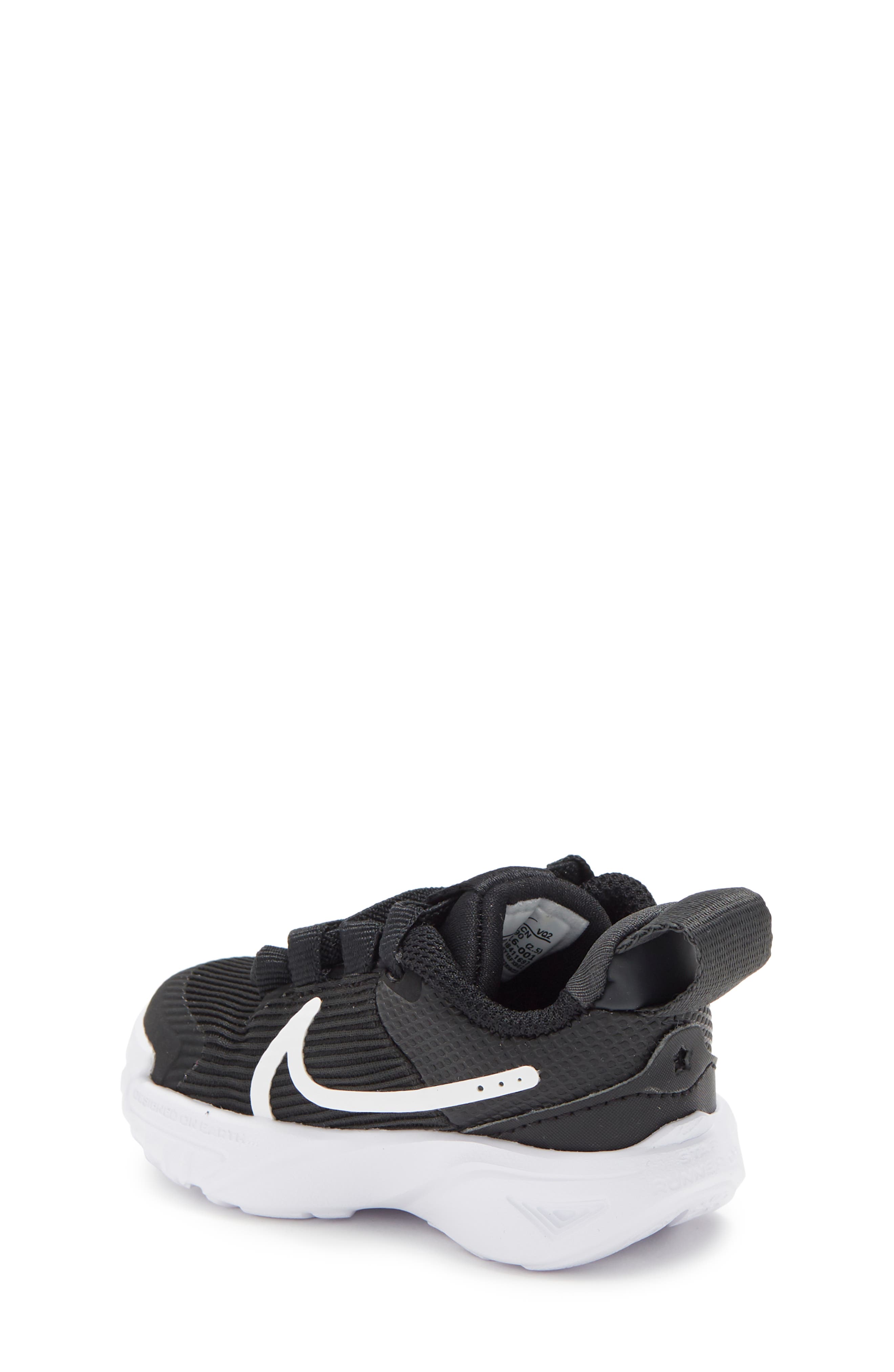 Nike Kids' Star Runner 4 Sneaker, Alternate, color, Black/ White/ Anthracite