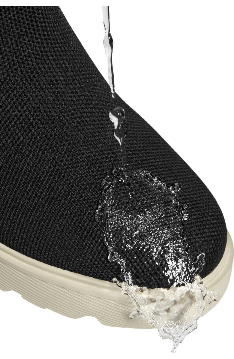 VIVAIA Round-Toe Chunky Platform Travel Boots, Alternate, color, Black-Beige