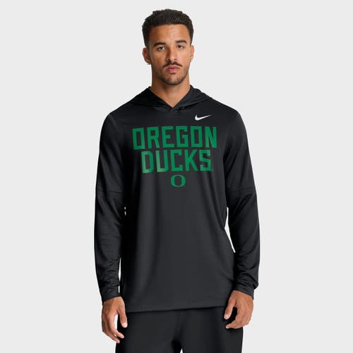 Nike Black Oregon Ducks 2025 Sideline Performance Long Sleeve Hoodie T-shirt In Black