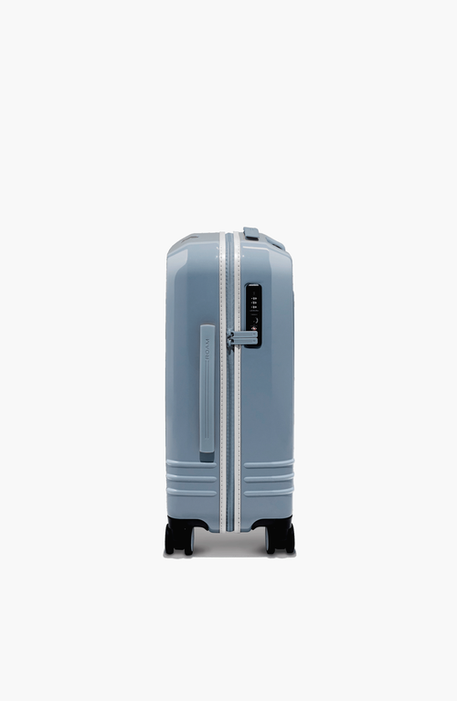 Roam Luggage Large Carry-on Luggage In Blue