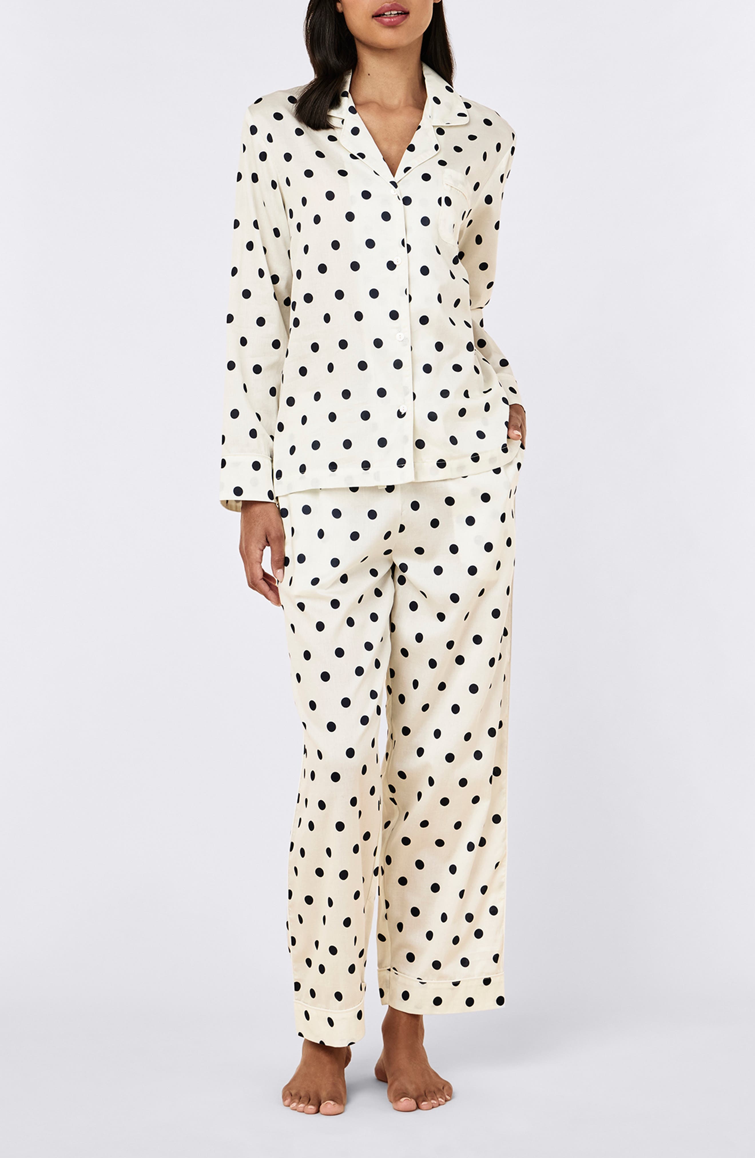selected CREAM/ DEEP NAVY LARGE SPOT
