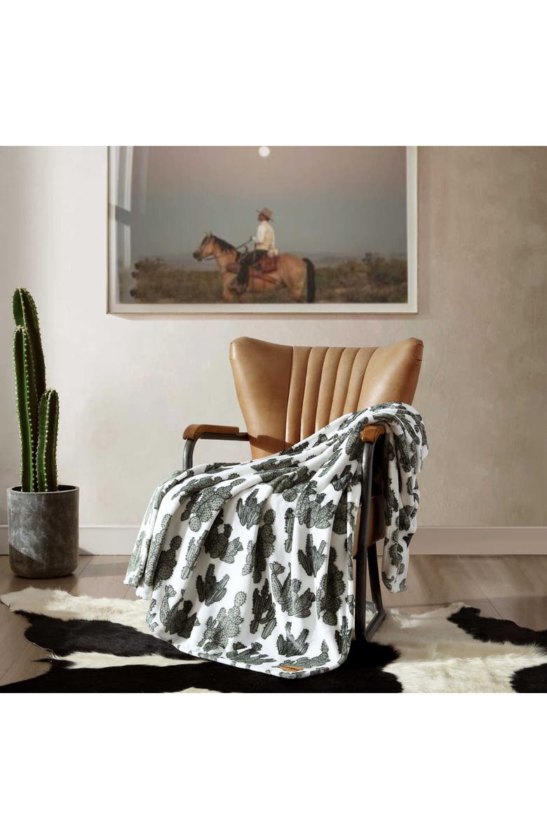 Wrangler Cactus Garden Plush Fleece Blanket, Alternate, color, Green