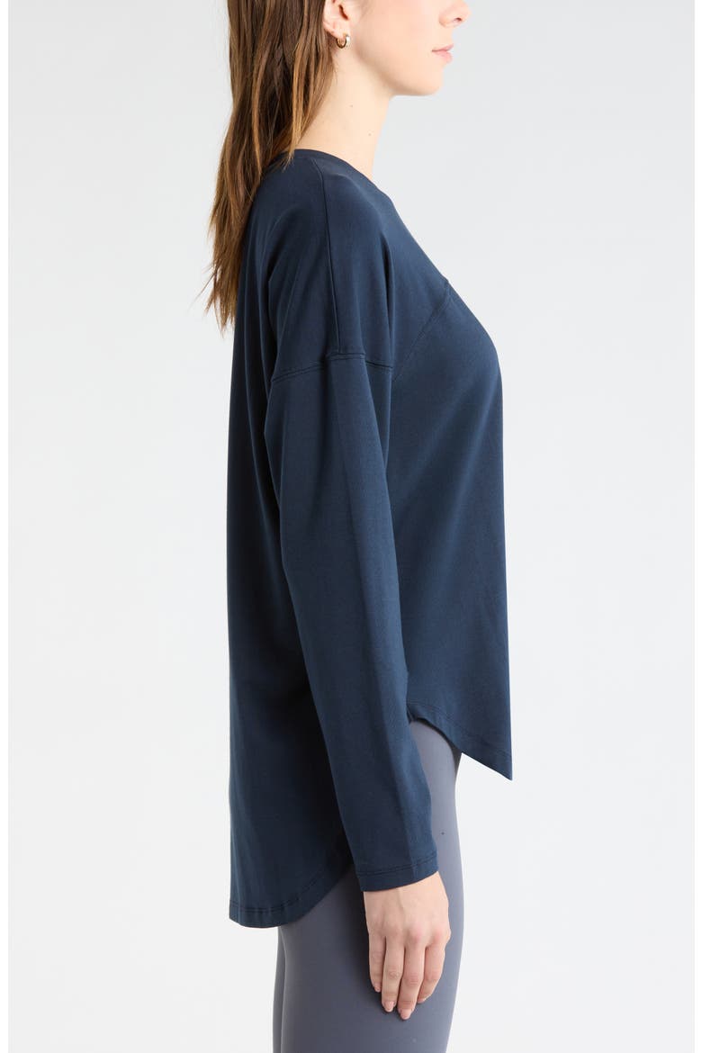 Sueded High-Low Long Sleeve T-Shirt, Alternate, color, NAVY SAPPHIRE