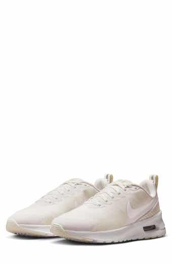 Nike Air Max Nuaxis Premium Sneaker