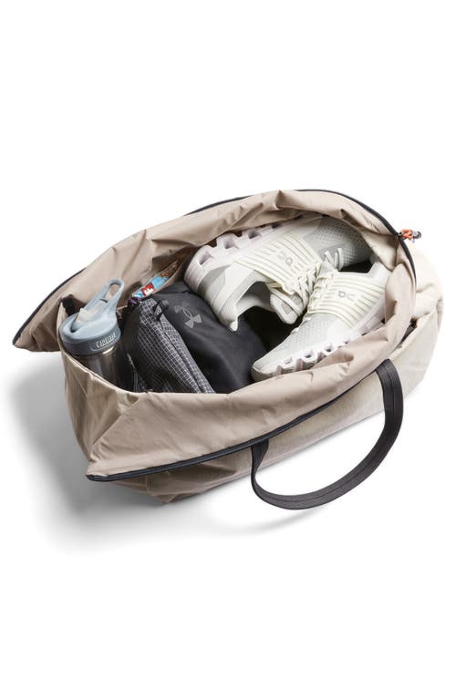 Bellroy Lite Duffle In Gray