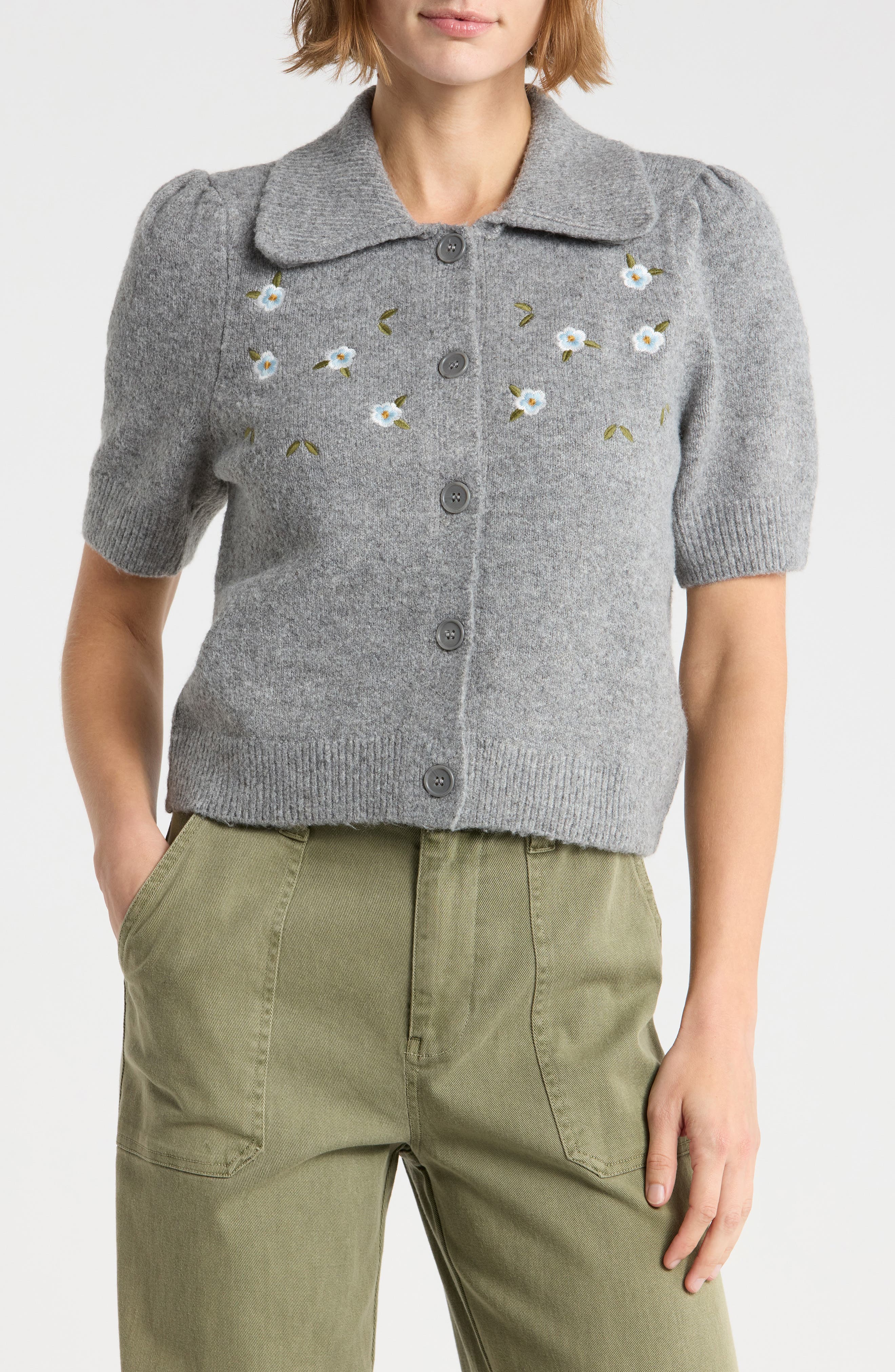 Embroidered Collared Short Sleeve Sweater