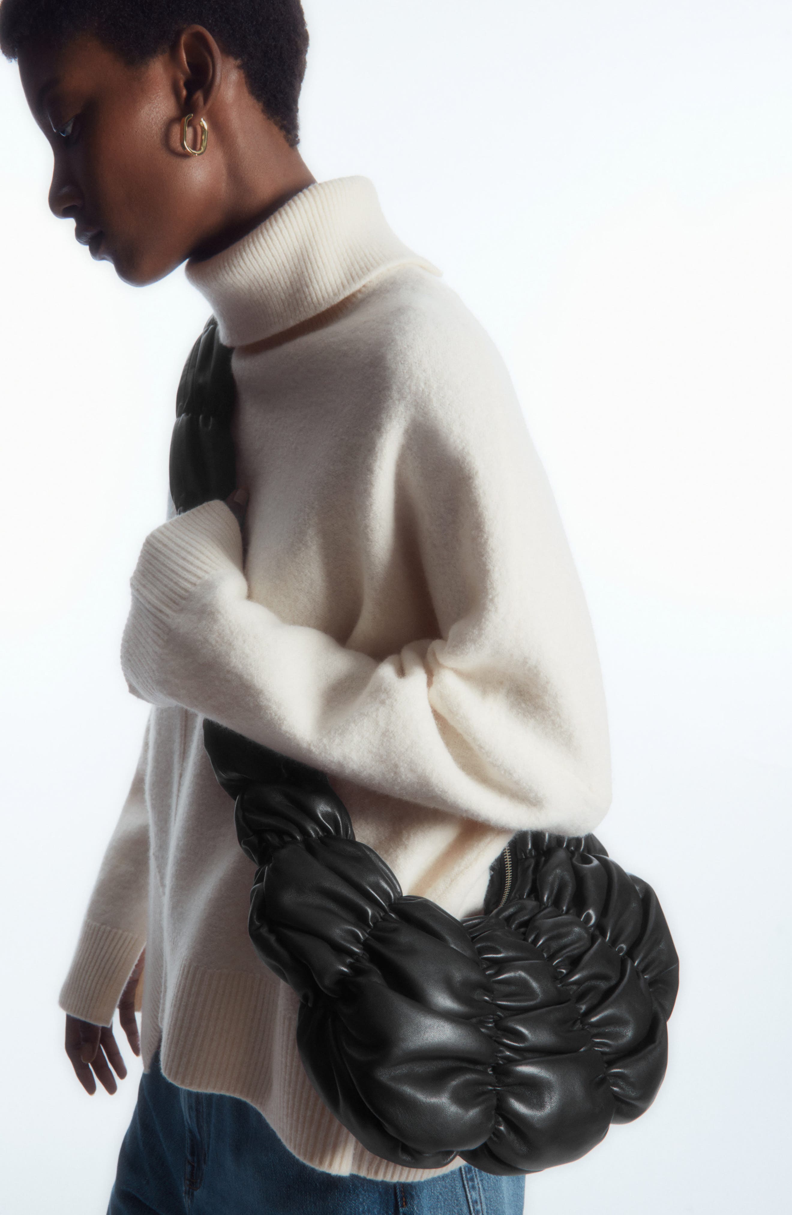 COS Ripple Leather Crossbody Bag, Alternate, color, 