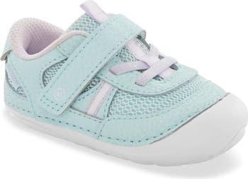 Apollo Soft Motion<sup>™</sup> Sneaker
