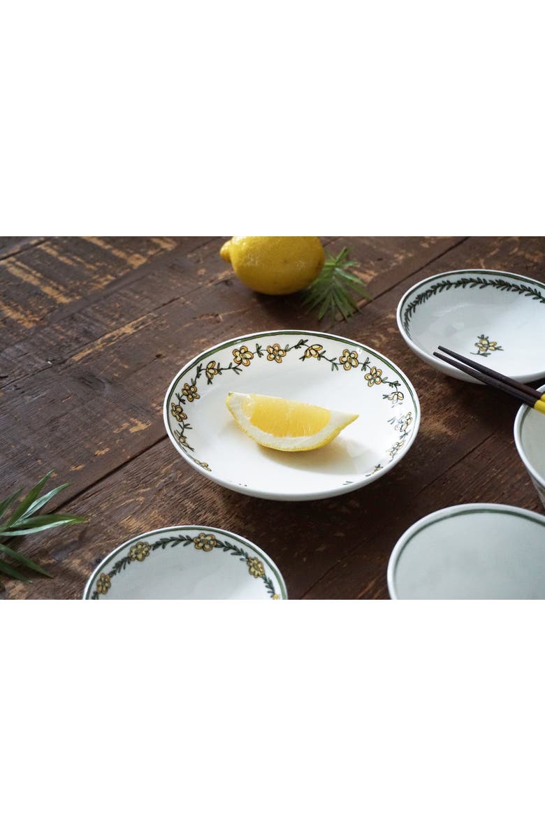 Twig New York Heritage Daisy Chain Assorted Set of 3 Canape Dishes, Alternate, color, Multi