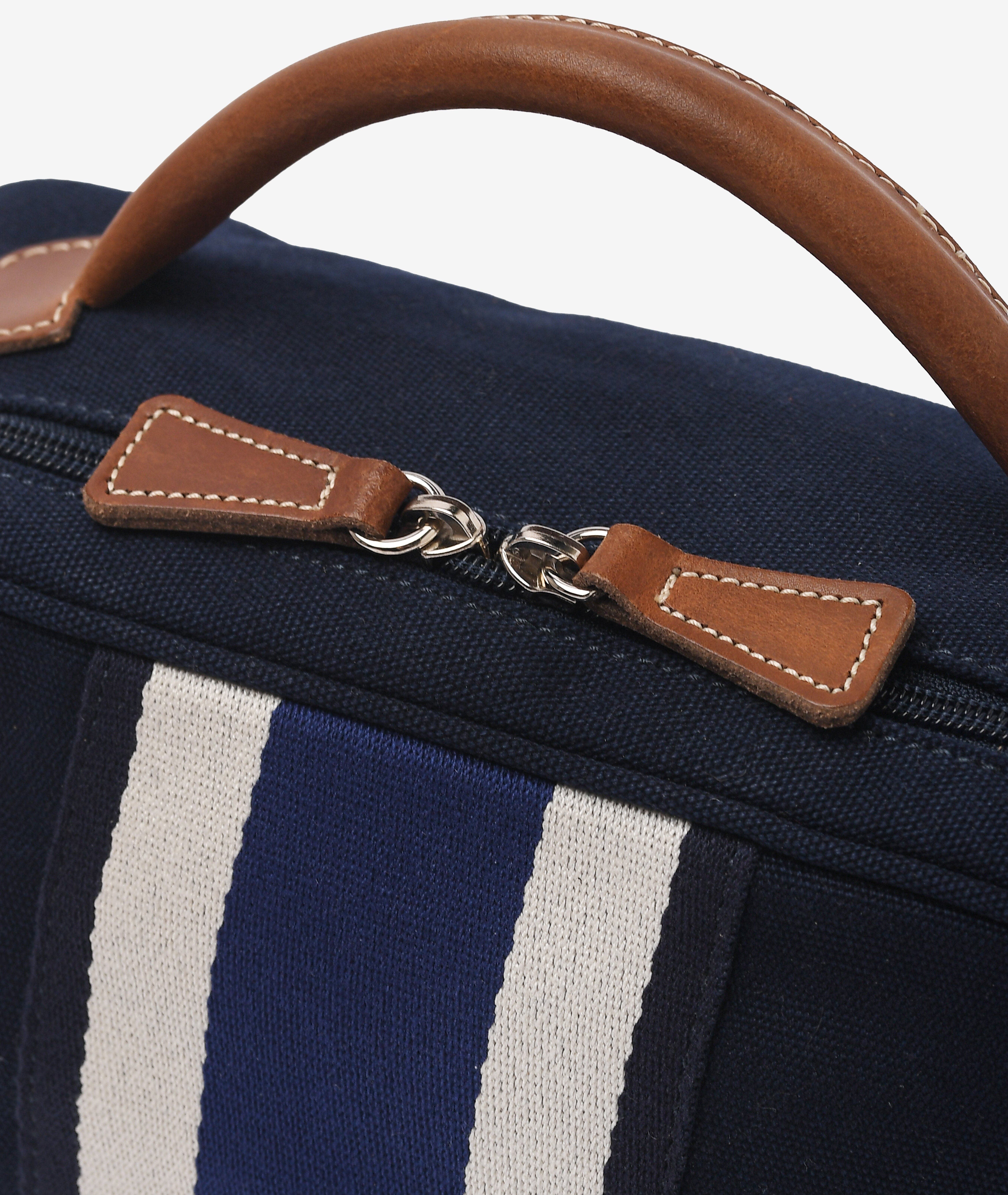 Beauty Case Riviera, Alternate, color, Dark Blue