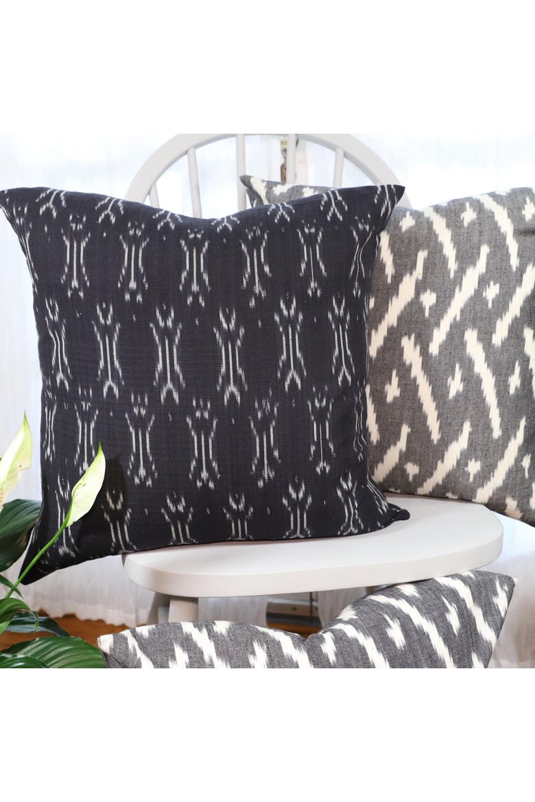 Betty Throw Pillow Cover, Alternate, color, Black, White