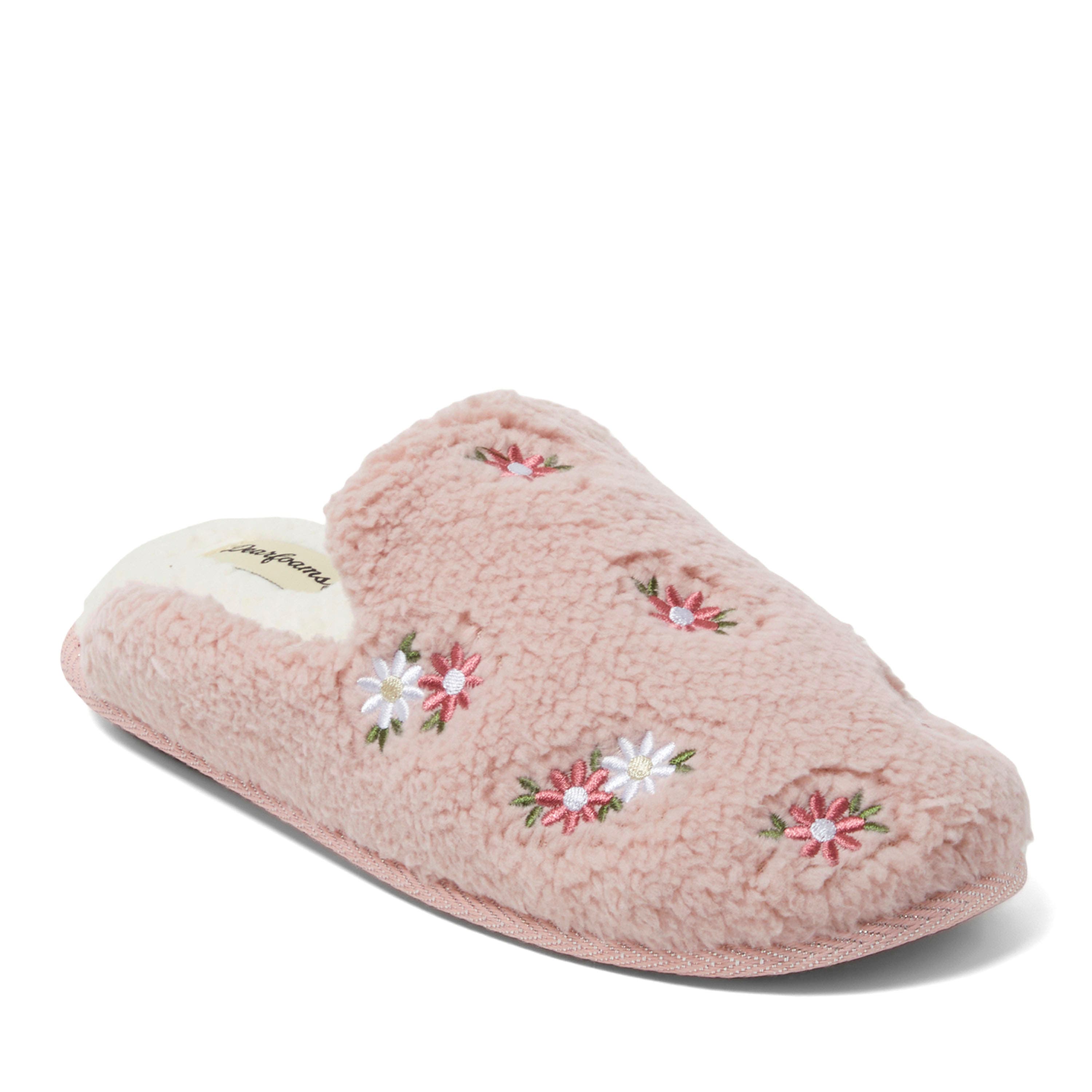 DEARFOAMS Valentines Day Hearts Scuff Slipper, Main, color, Pink Daisy