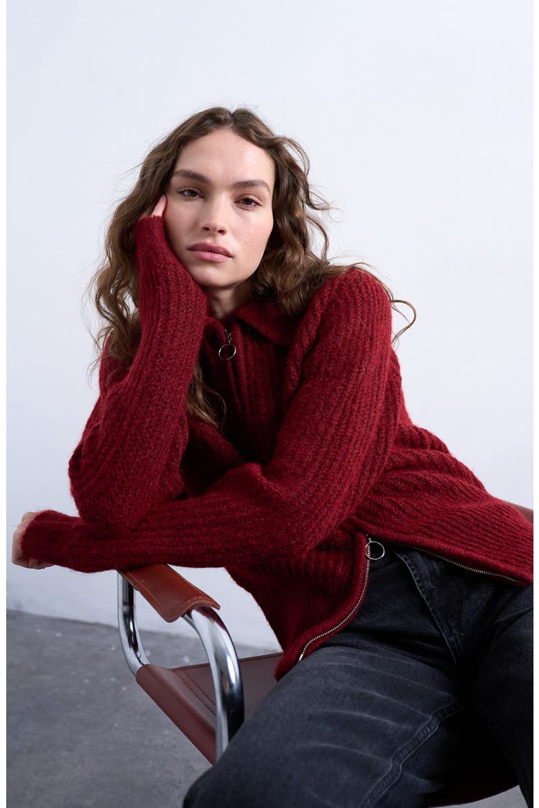 Spread Collar Zip, Alternate, color, RED